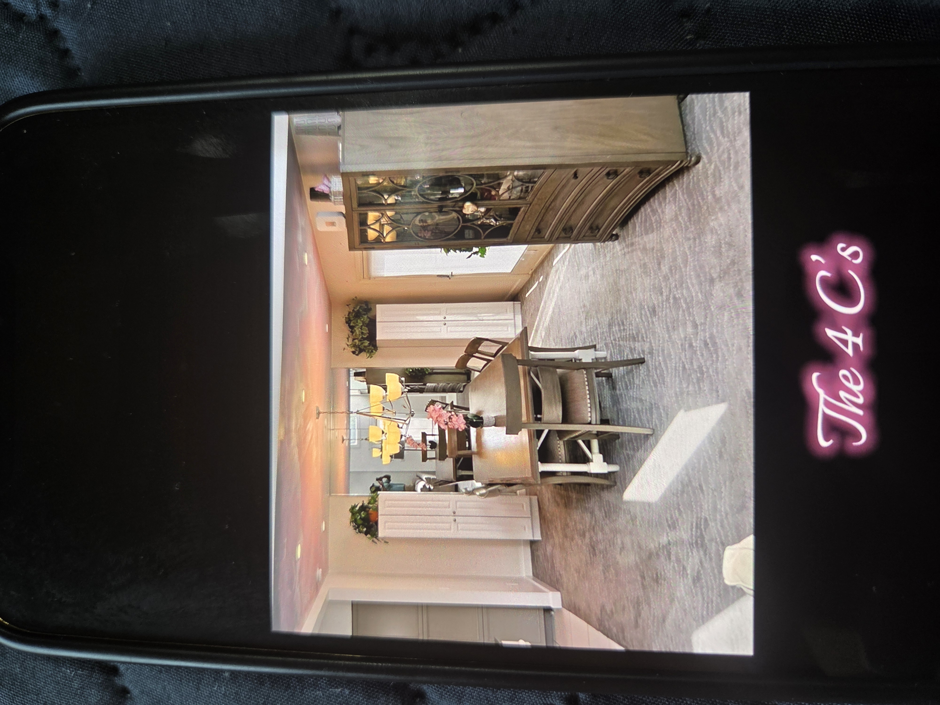 Photo gallery image - 3