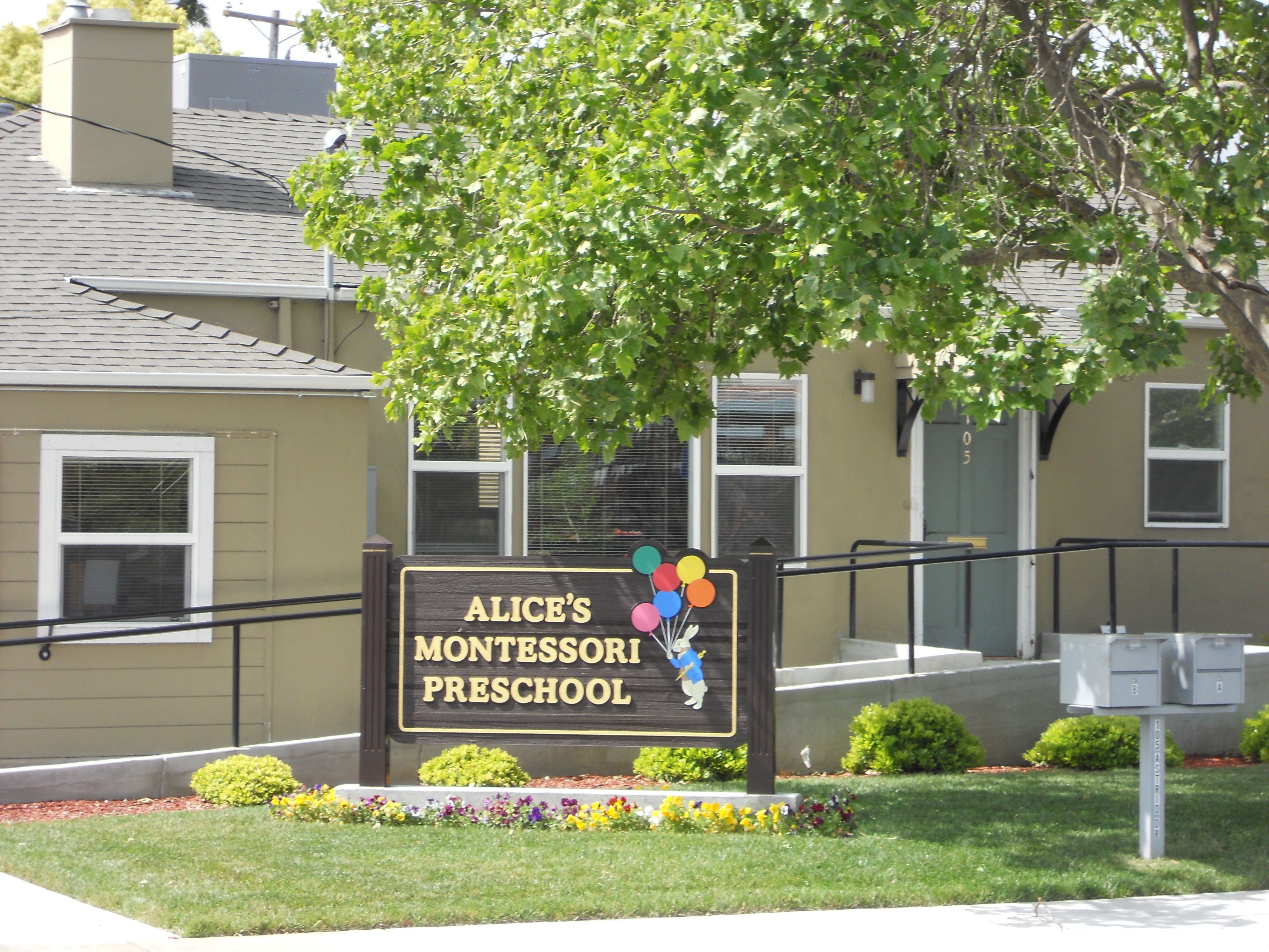 ALICE'S MONTESSORI - ASTRID's Photo
