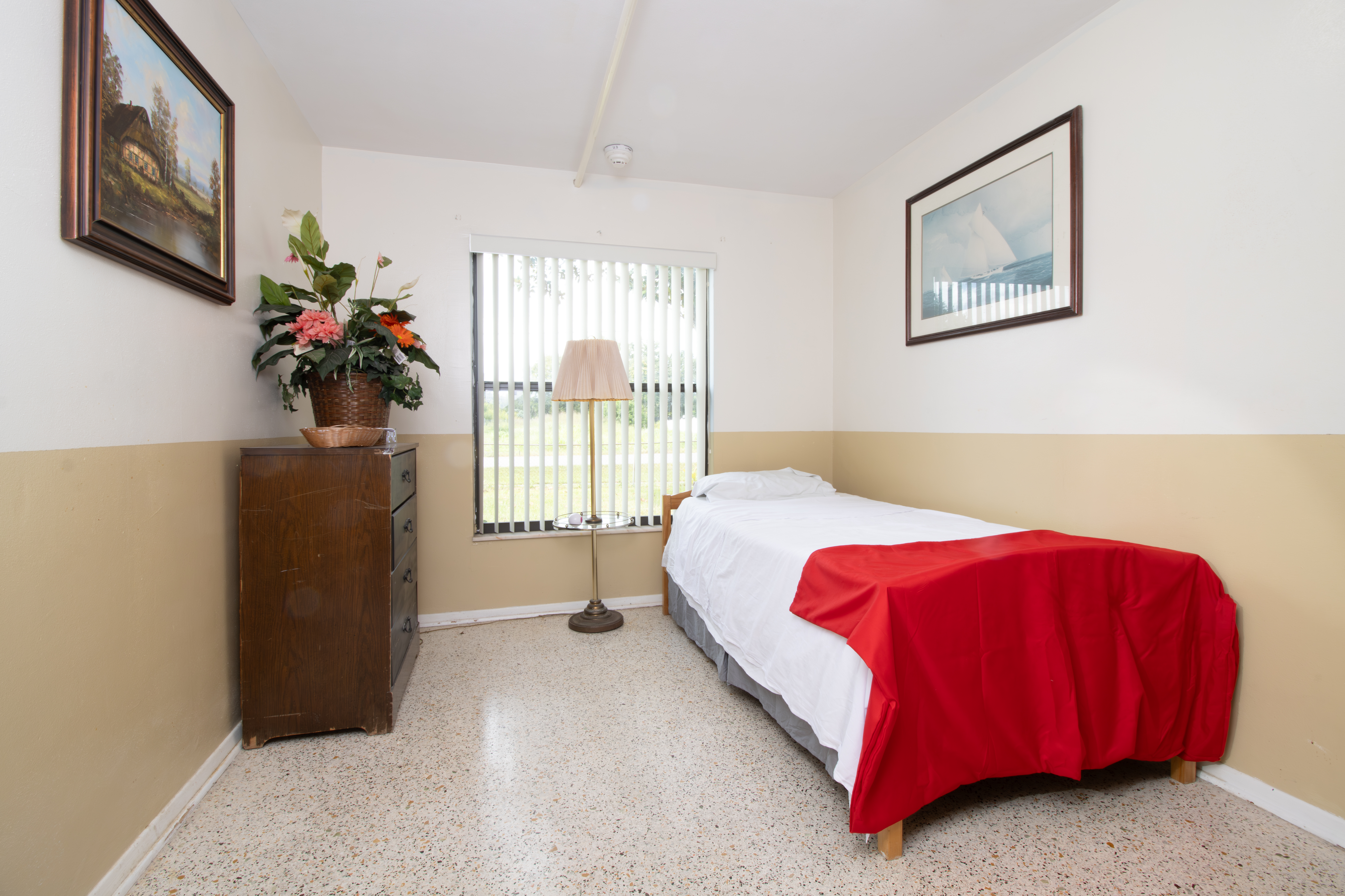 Photo gallery image - 3