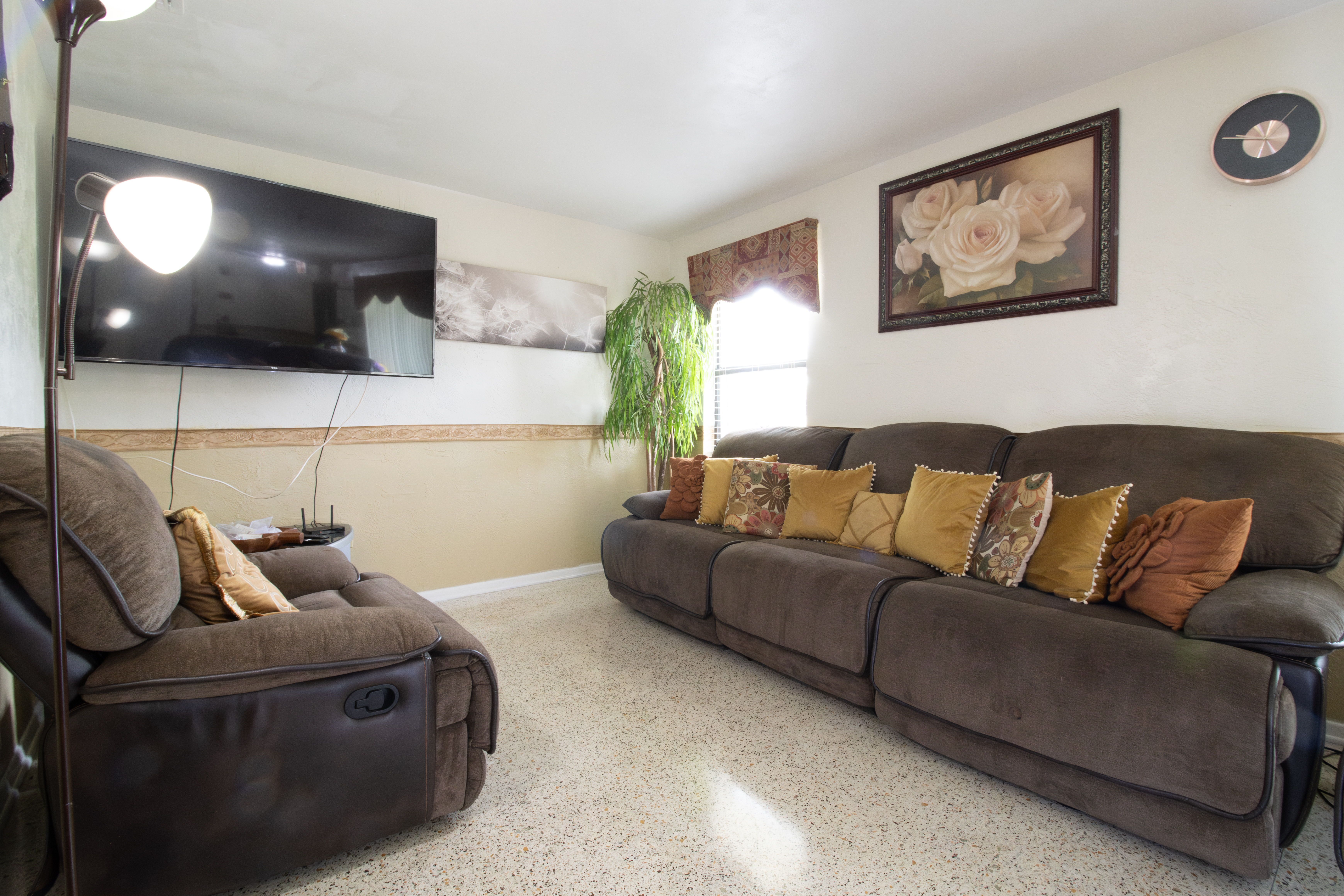 Photo gallery image - 4