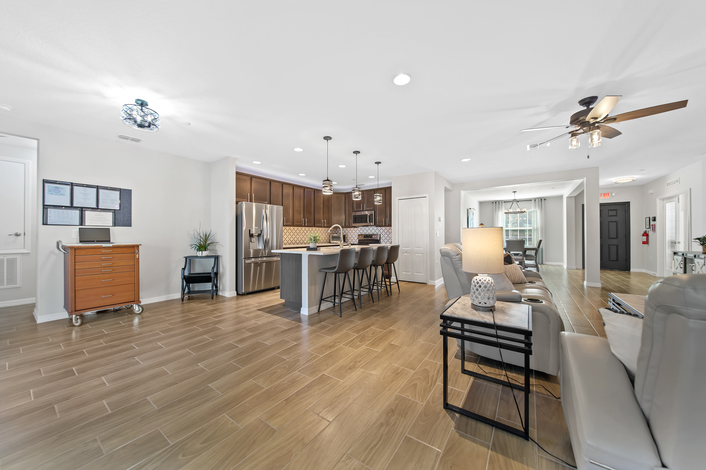 Photo gallery image - 4