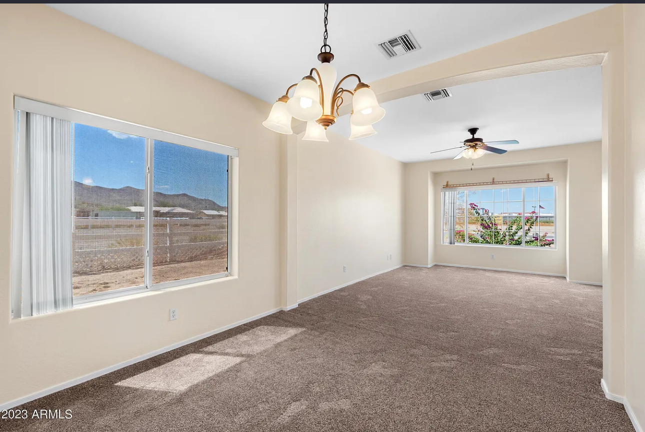 Photo gallery image - 3