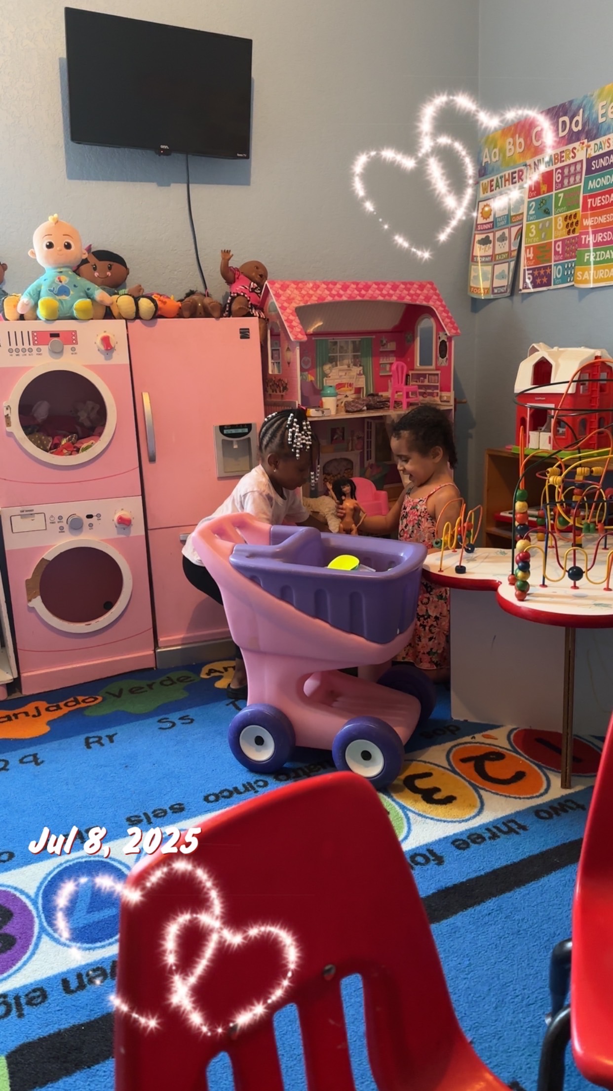 Small Kids's Big Imagaination's Photo