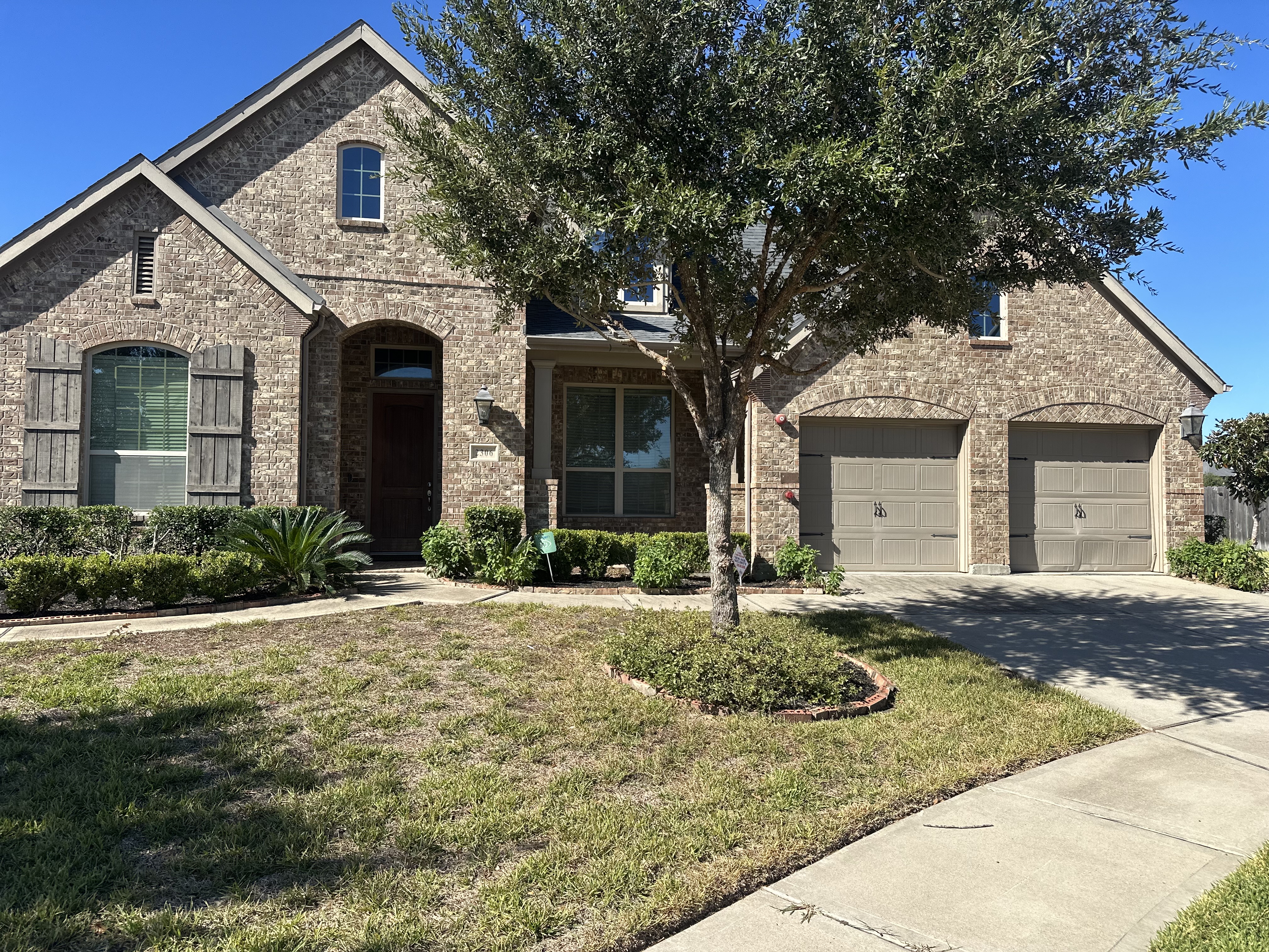 OSA HERITAGE HOMES INC's Photo