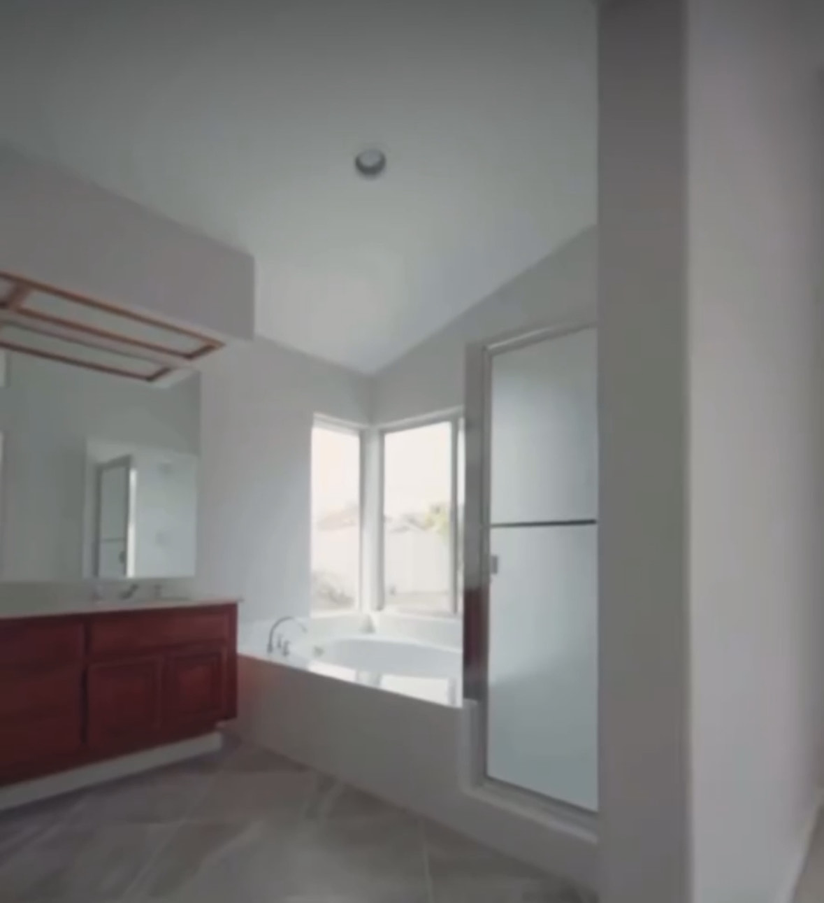 Photo gallery image - 4