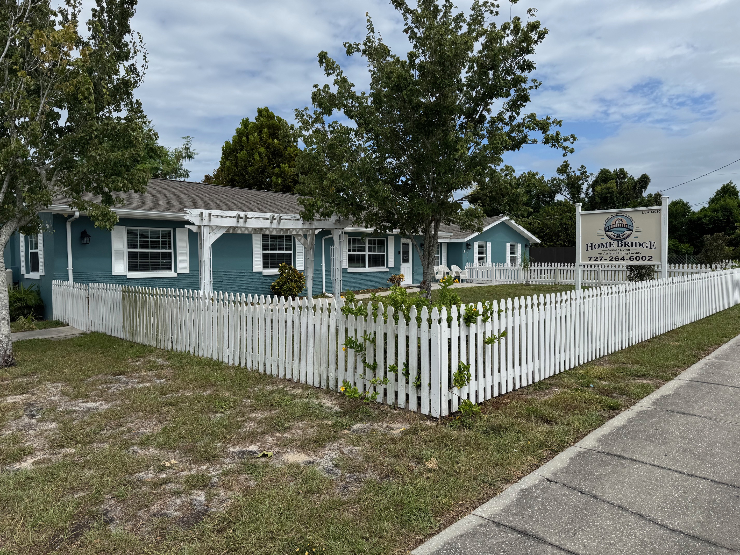 HOME BRIDGE SENIOR LIVING's Photo