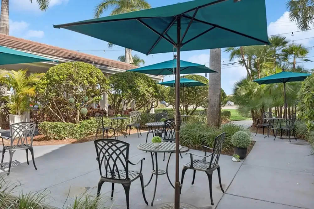 Barrington Terrace at Boynton Beach Senior Living's Photo