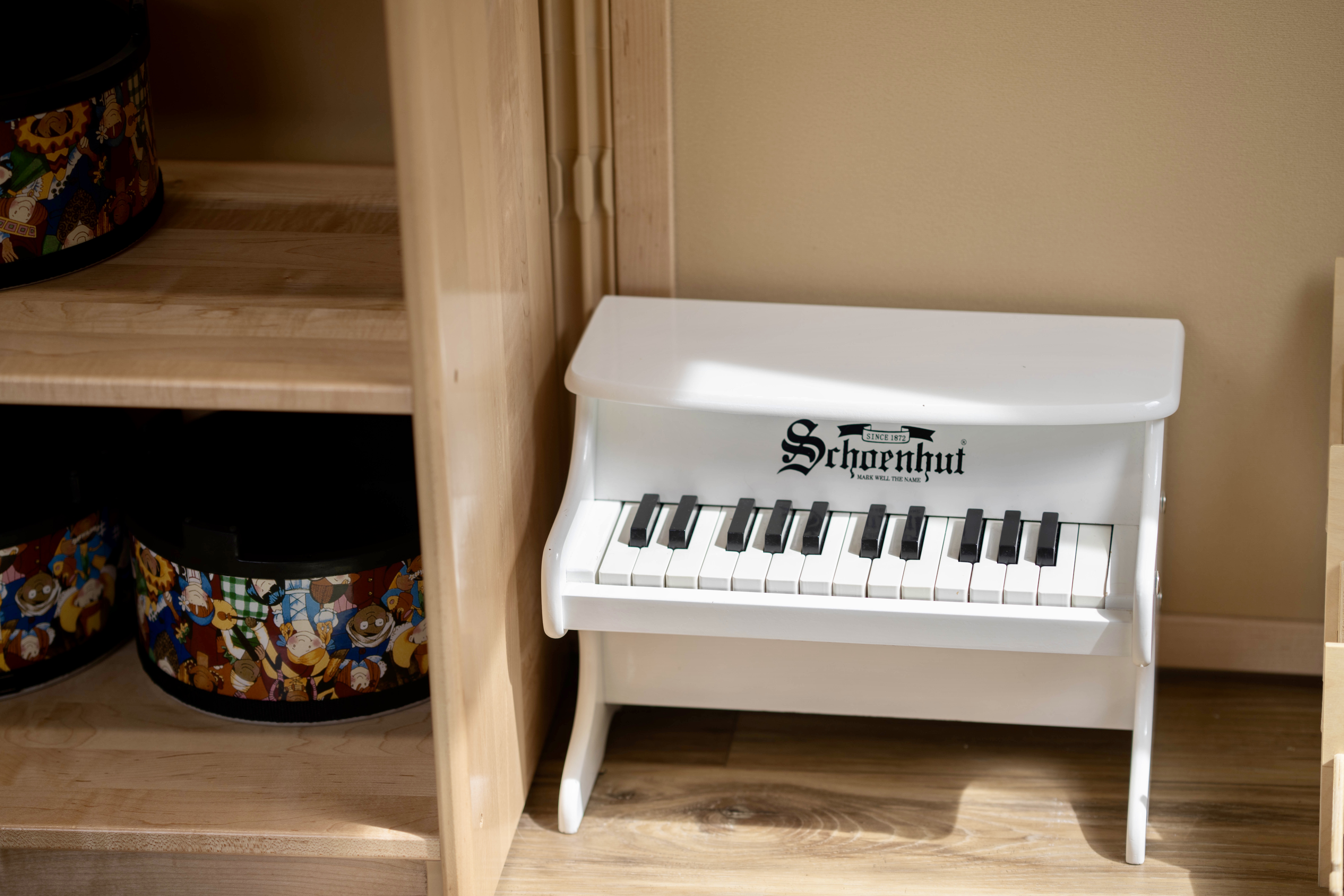 Kith Corner Winter Hill's Photo