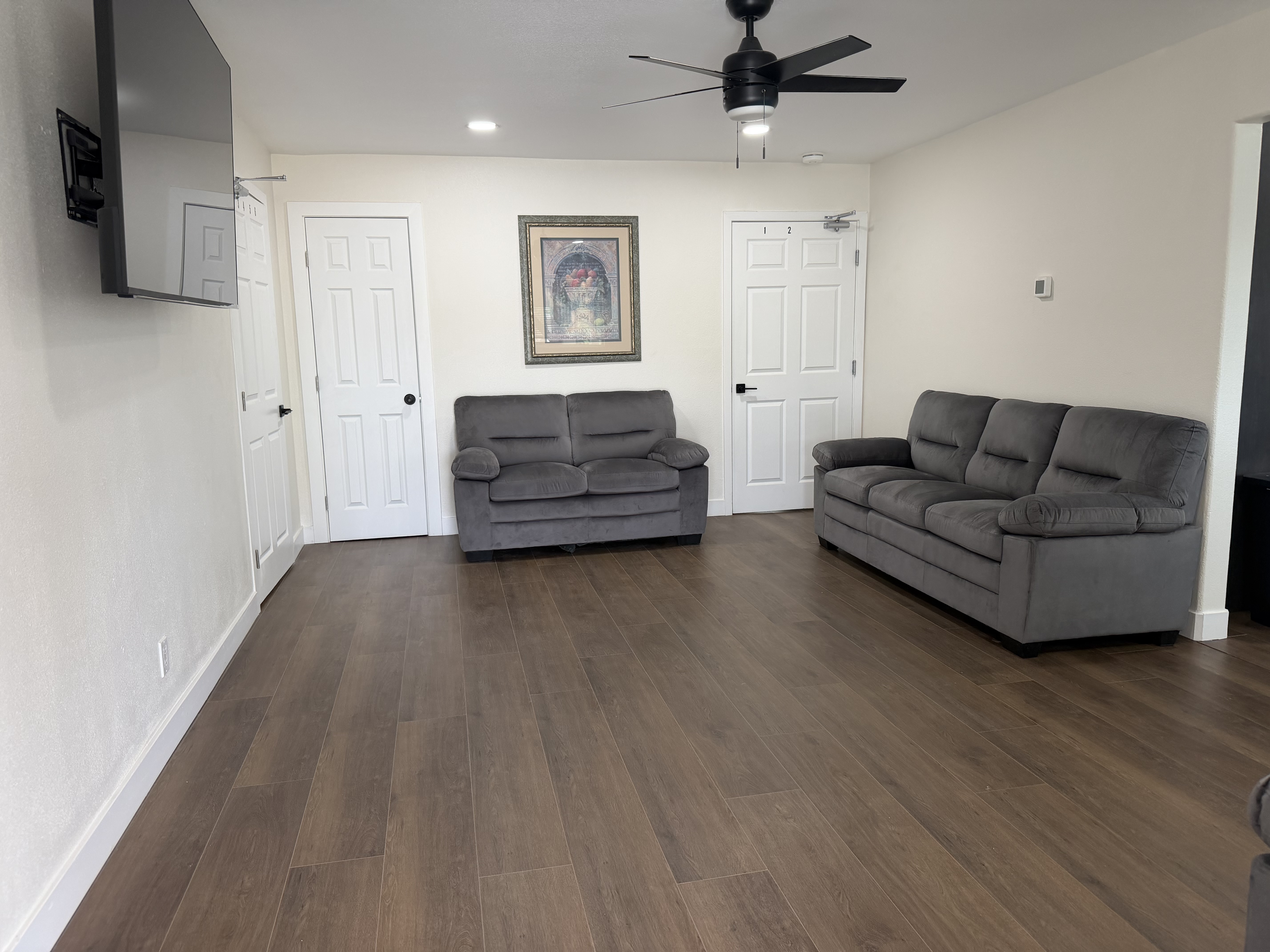 Happy Home Living's Photo