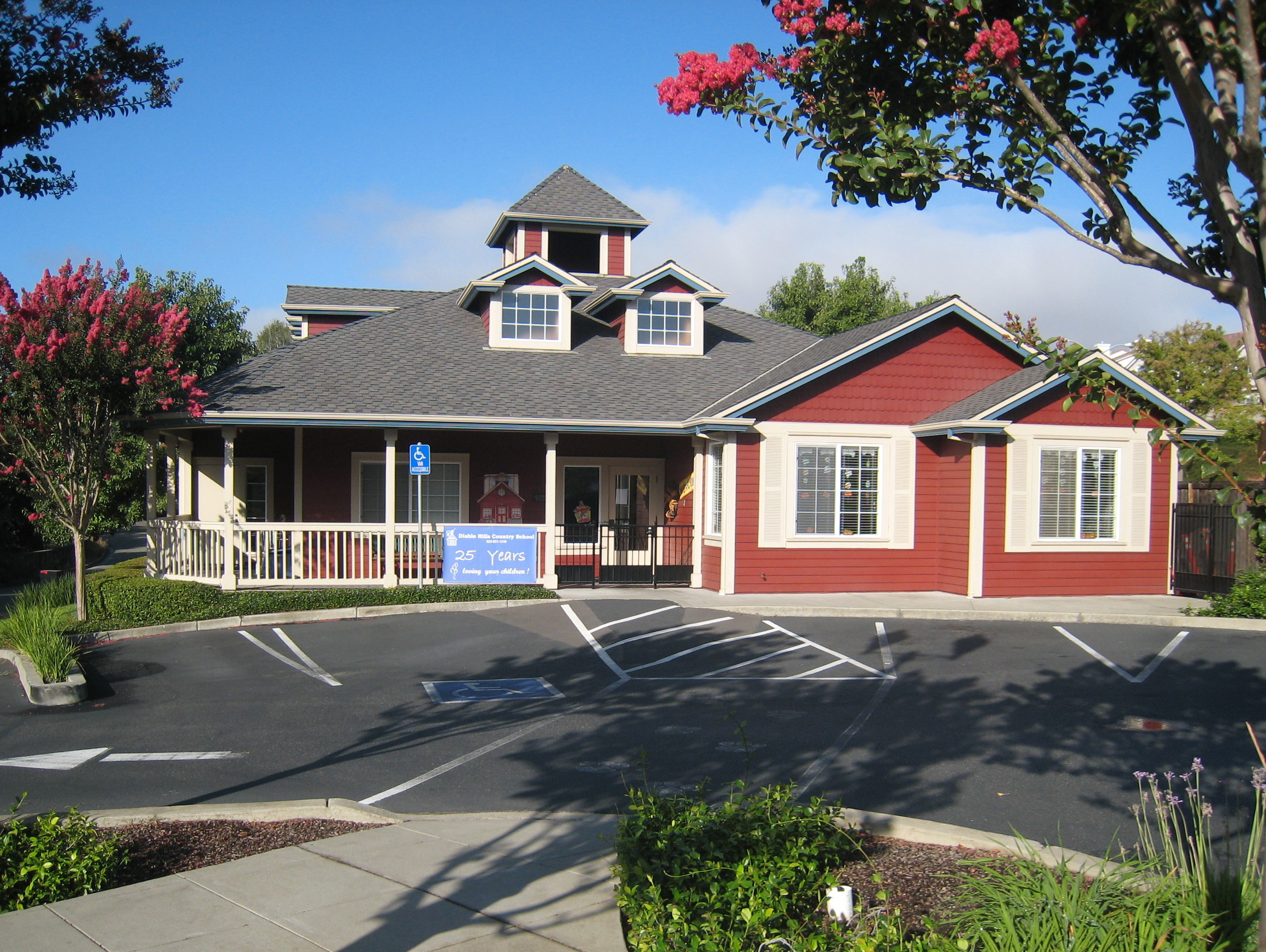 DIABLO HILLS COUNTRY SCHOOL