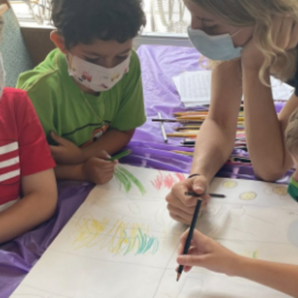 Collaborative Drawing Class: Team Building Activity for Kids