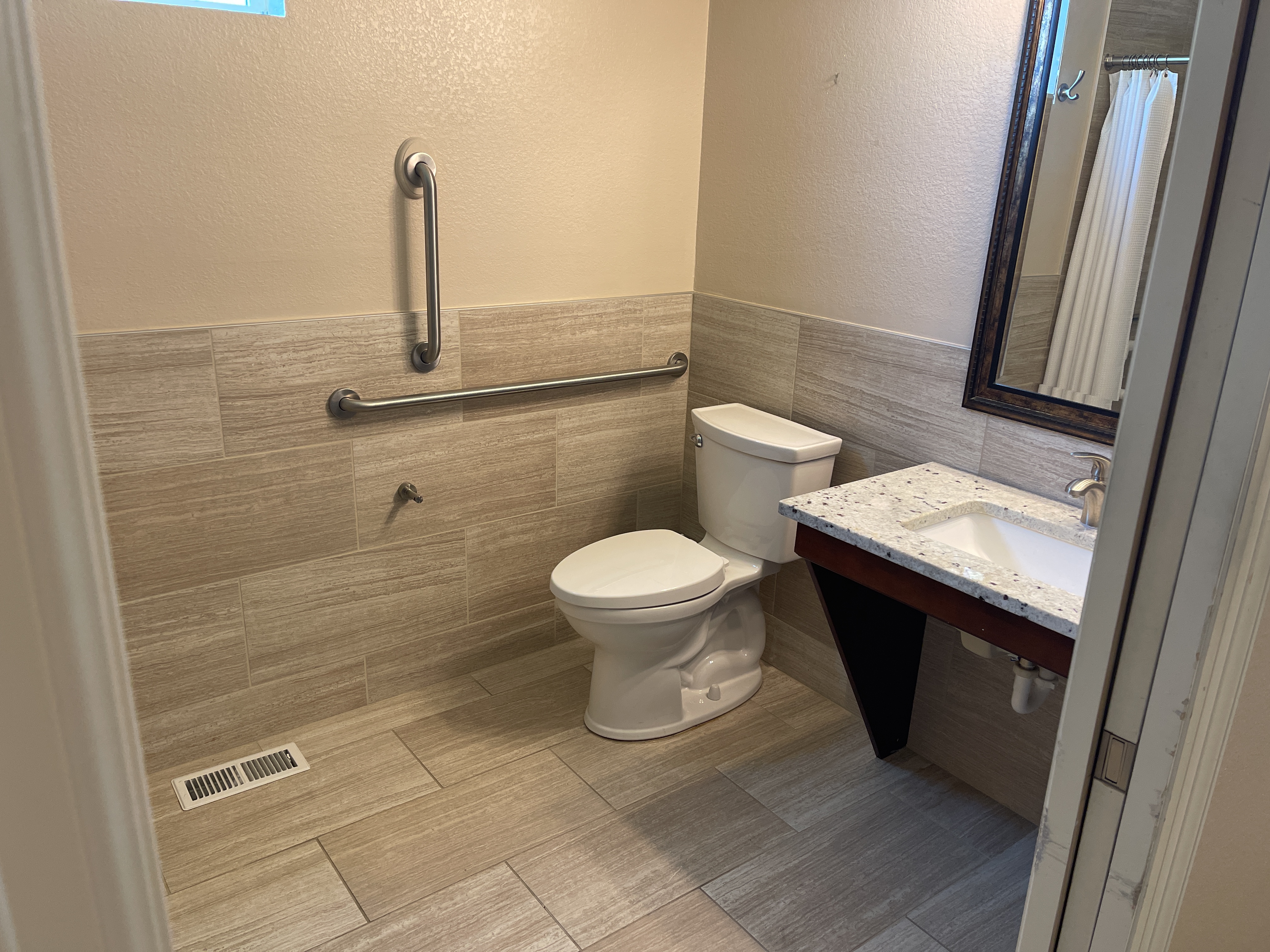 Photo gallery image - 4